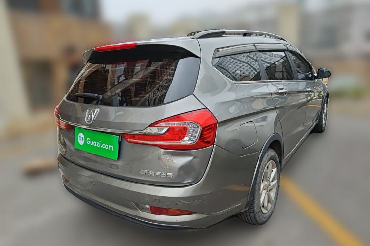 Used Baojun 310W 2018 1.5L Automatic Fashion Version China V Emission Standard Rear Right 45 Deg