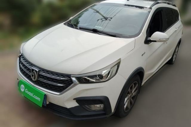 Used Baojun 310W 2018 1.5L Automatic Fashion Edition China VI