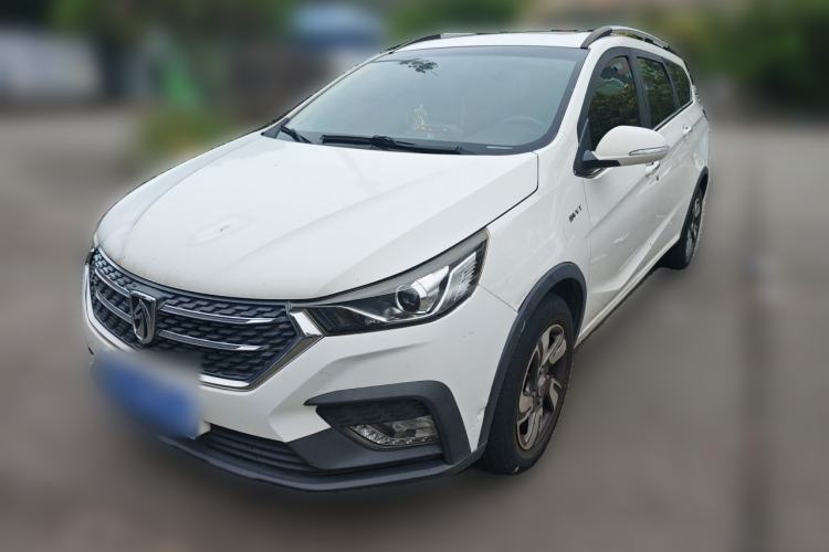 Used Baojun 310W 2018 1.5L Automatic Luxury Version China VI Emission Standard Guazi used car, China used car export, Used car for sale, Used  cars, Cheapest cars for sale