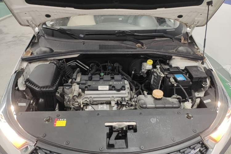 Used Baojun 310W 2018 1.5L Automatic Fashion Edition China VI Engine Bay