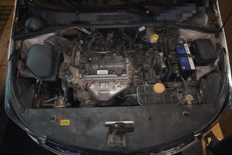 Used Baojun 310W 2018 1.5L Automatic Fashion Version China V Emission Standard Engine Bay