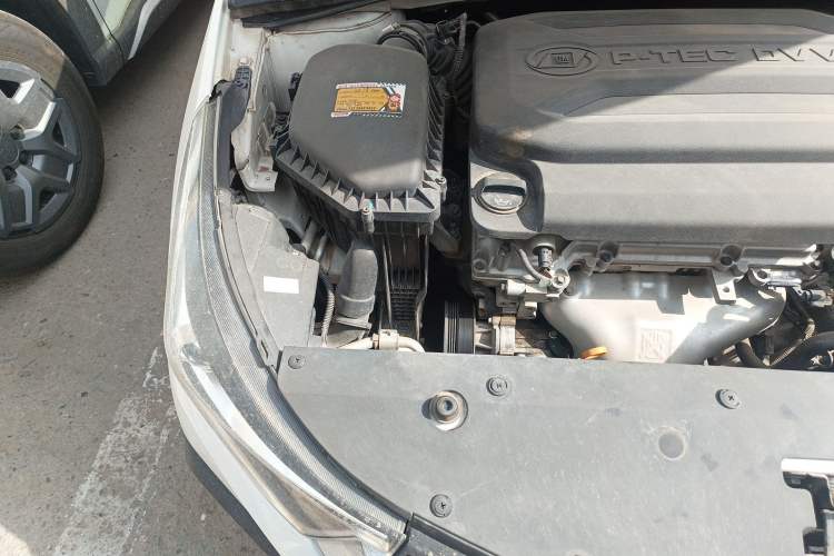 Used Baojun 310W 2018 1.5L Automatic Luxury Version China V Engine Bay Right