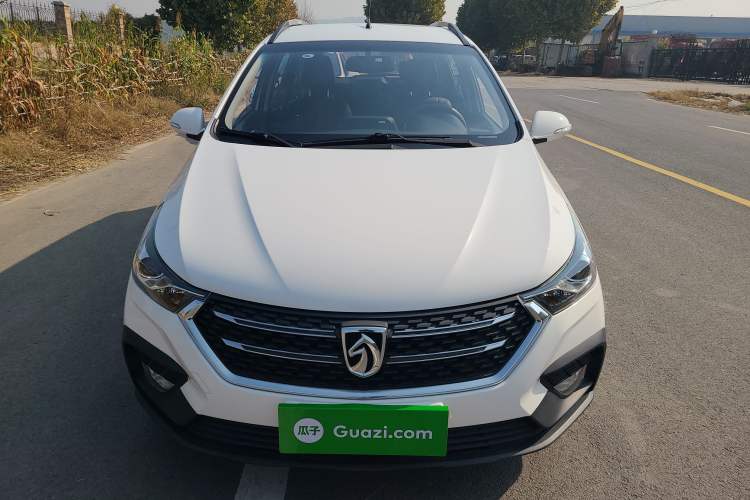 Used Baojun 310W 2018 1.5L Automatic Fashion Version China V Emission Standard Exterior 1