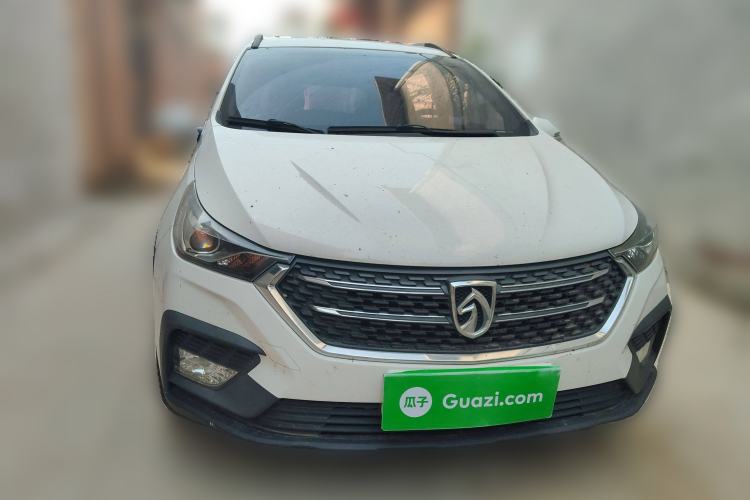 Used Baojun 310W 2018 1.5L Automatic Luxury Version China V Exterior 1