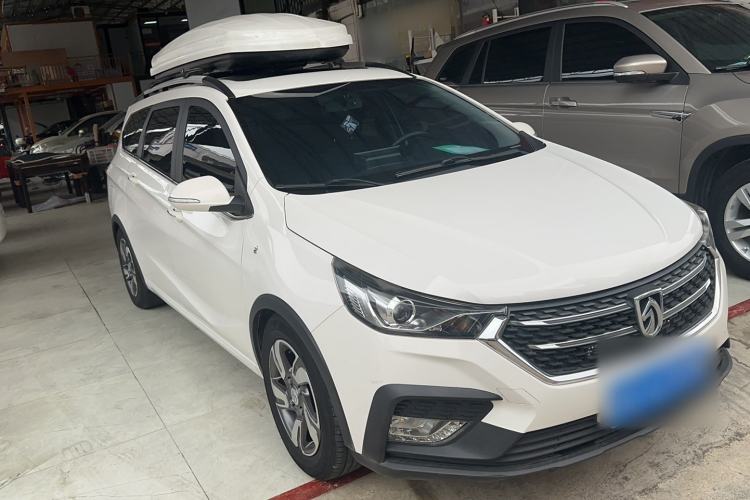 Used Baojun 310W 2018 1.5L Automatic Luxury Version China V Exterior 2