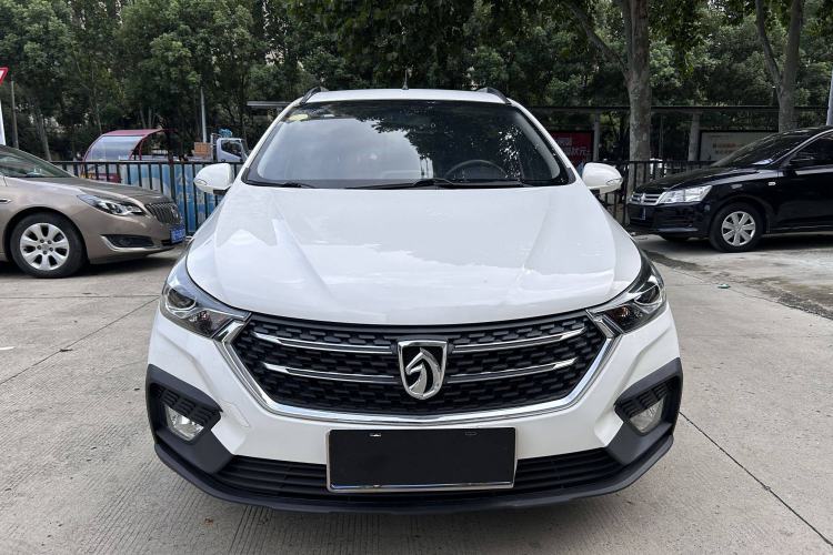 Used Baojun 310W 2018 1.5L Automatic Fashion Version China V Emission Standard Exterior 2