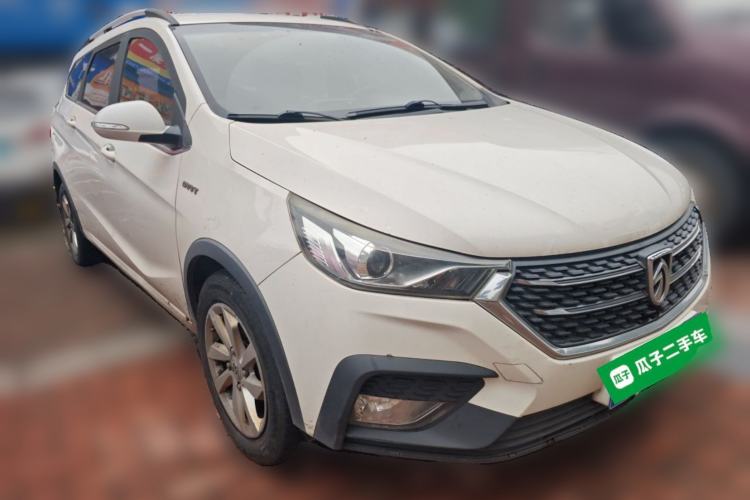 Used Baojun 310W 2018 1.5L Automatic Fashion Version China V Emission Standard Exterior 2