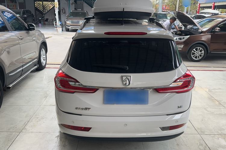 Used Baojun 310W 2018 1.5L Automatic Luxury Version China V Exterior 5