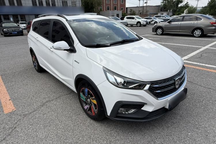 Used Baojun 310W 2018 1.5L Automatic Luxury Version China V Exterior 5
