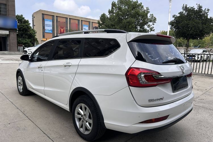 Used Baojun 310W 2018 1.5L Automatic Fashion Version China V Emission Standard Exterior 6