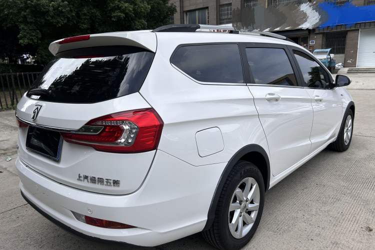 Used Baojun 310W 2018 1.5L Automatic Fashion Version China V Emission Standard Exterior 7