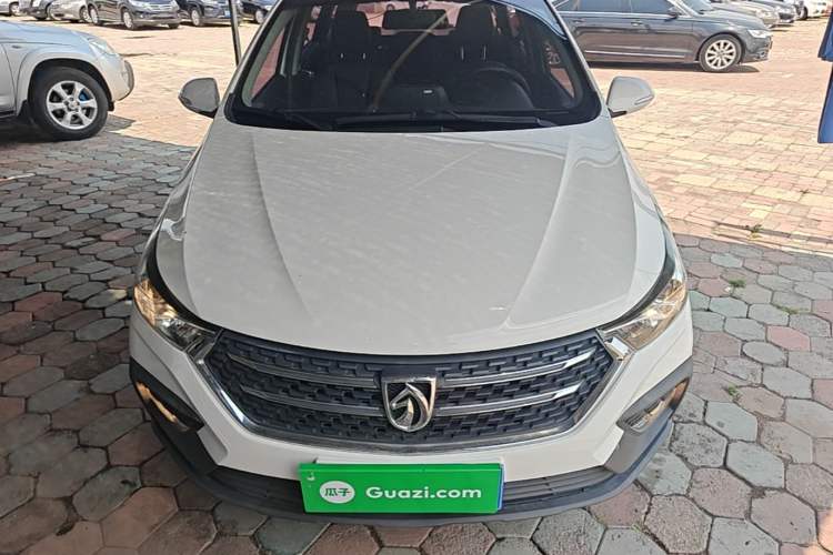 Used Baojun 310W 2018 1.5L Automatic Luxury Version China V Front