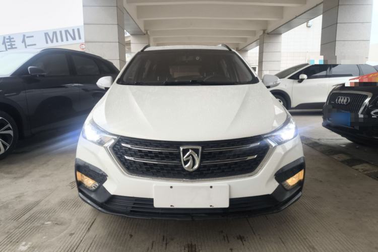 Used Baojun 310W 2018 1.5L Automatic Luxury Version China V Front