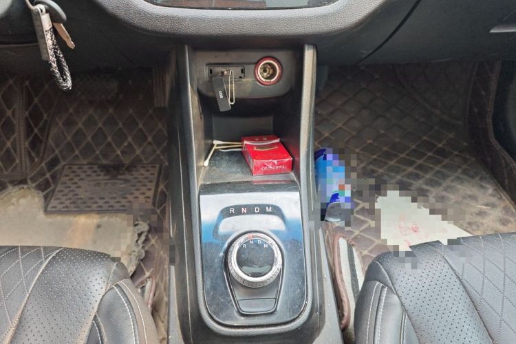 Used Baojun 310W 2018 1.5L Automatic Luxury Version China V Gear Lever