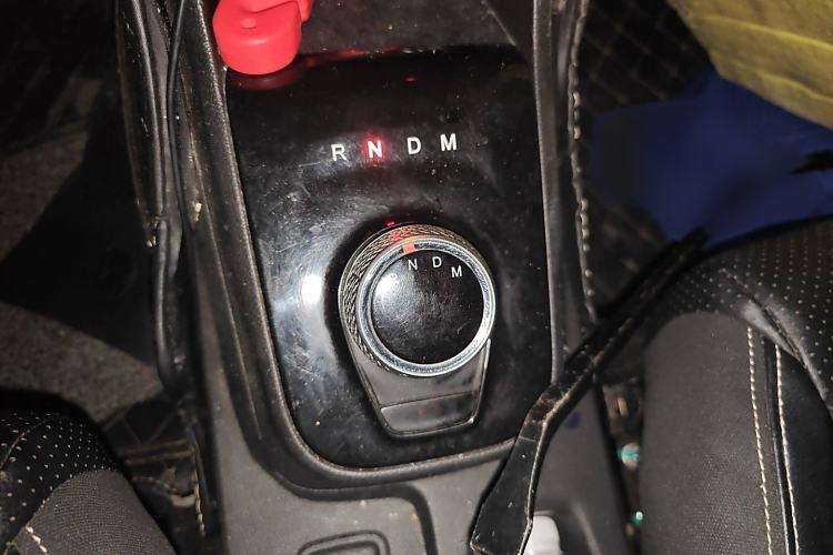 Used Baojun 310W 2018 1.5L Automatic Fashion Version China V Emission Standard Gear Lever