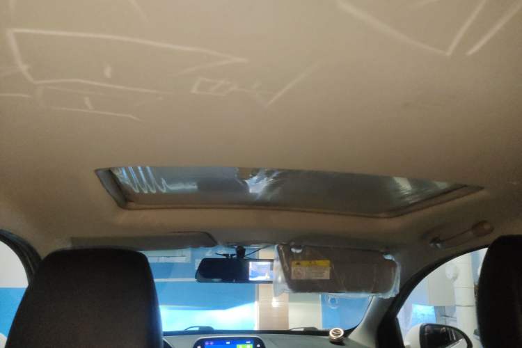 Used Baojun 310W 2018 1.5L Automatic Luxury Version China V Headliner