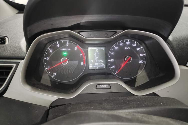 Used Baojun 310W 2018 1.5L Automatic Fashion Edition China VI Instrument Cluster