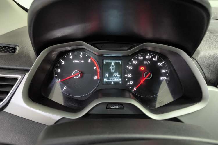 Used Baojun 310W 2018 1.5L Automatic Fashion Version China V Emission Standard Instrument Cluster
