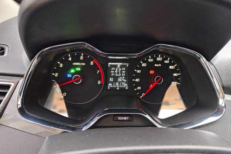 Used Baojun 310W 2018 1.5L Automatic Luxury Version China V Instrument Cluster