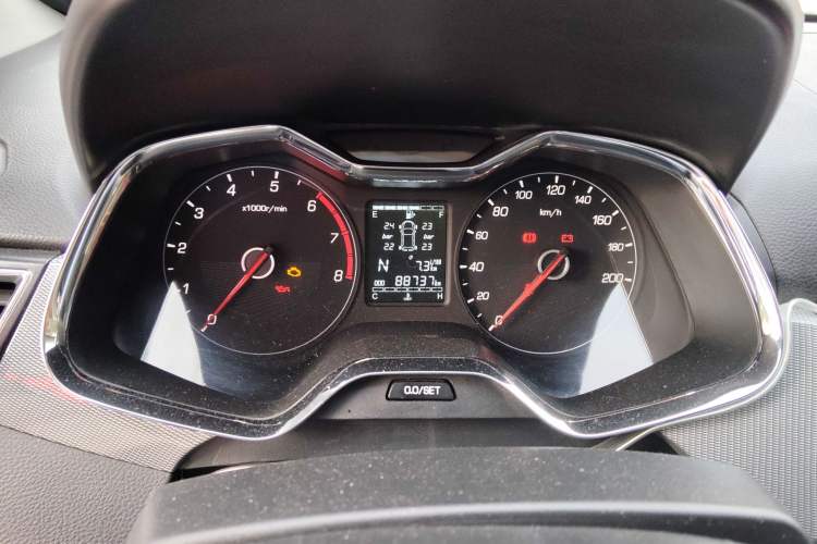 Used Baojun 310W 2018 1.5L Automatic Luxury Version China V Instrument Cluster