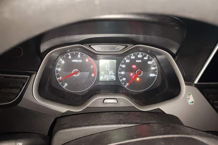 Used Baojun 310W 2018 1.5L Automatic Fashion Edition China VI Instrument Cluster