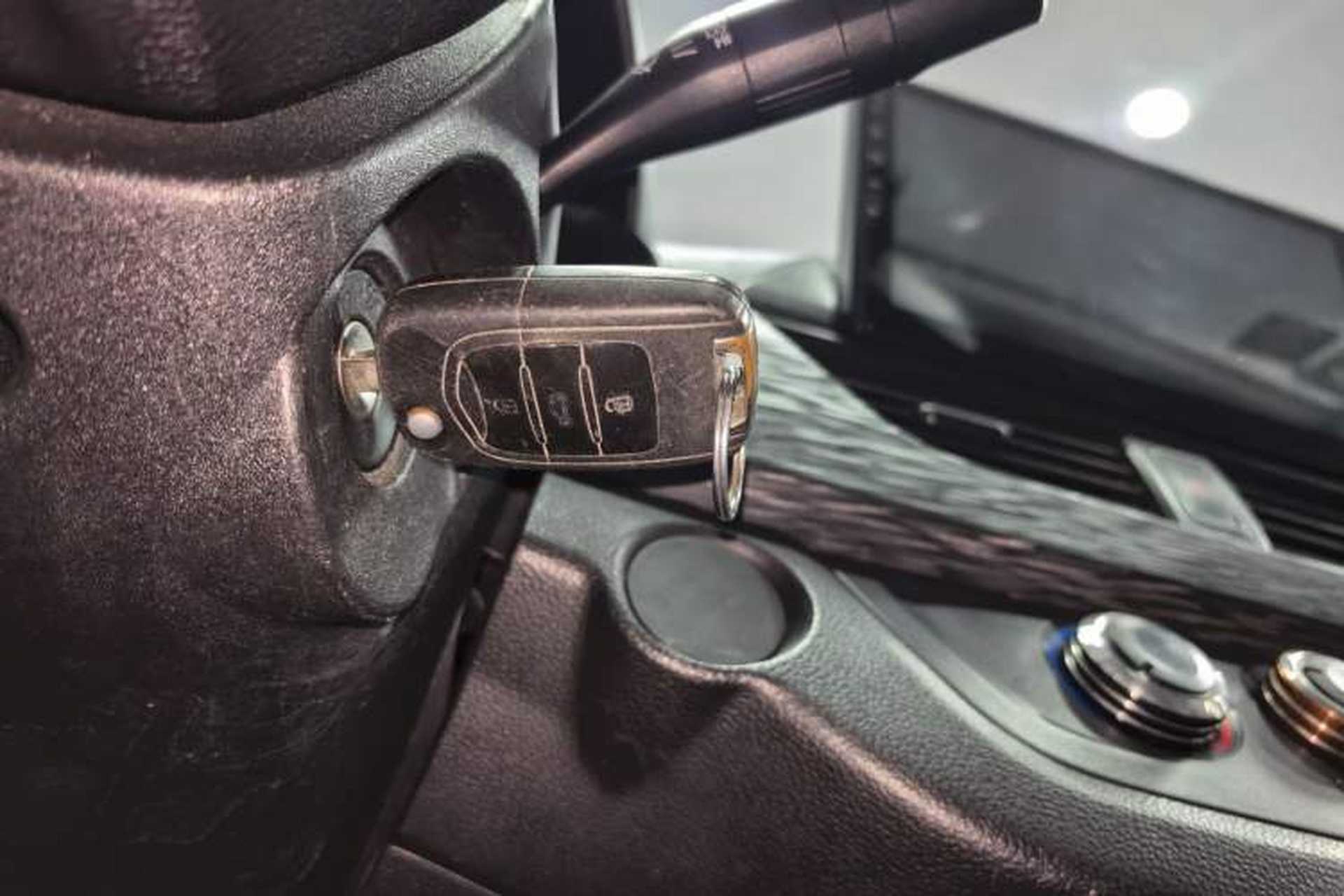 Used Baojun 310W 2018 1.5L Automatic Fashion Edition China VI Interior 1
