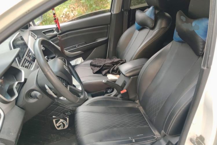 Used Baojun 310W 2018 1.5L Automatic Fashion Edition China VI Left Front Seat