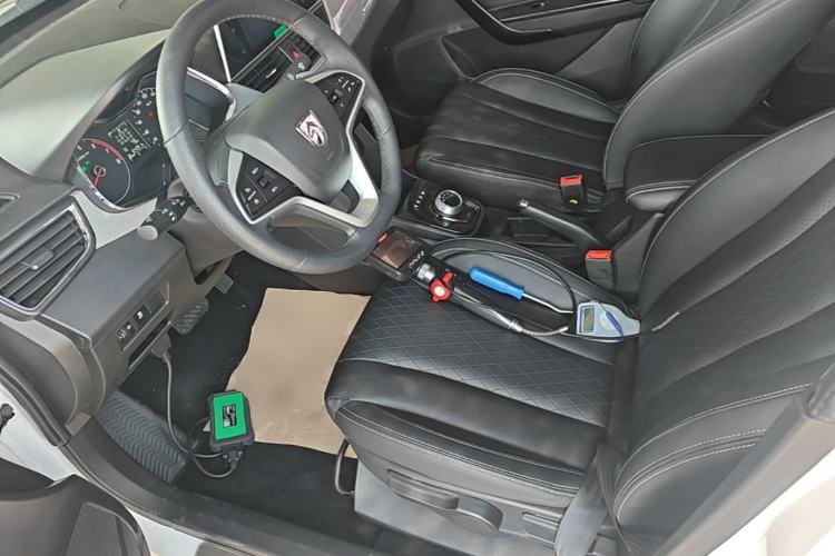 Used Baojun 310W 2018 1.5L Automatic Luxury Version China V Left Front Seat