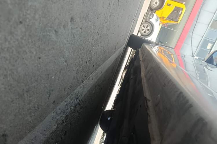 Used Baojun 310W 2018 1.5L Automatic Fashion Edition China VI Left Side Sill