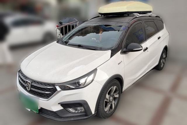 Used Baojun 310W 2018 1.5L Automatic Luxury Version China V