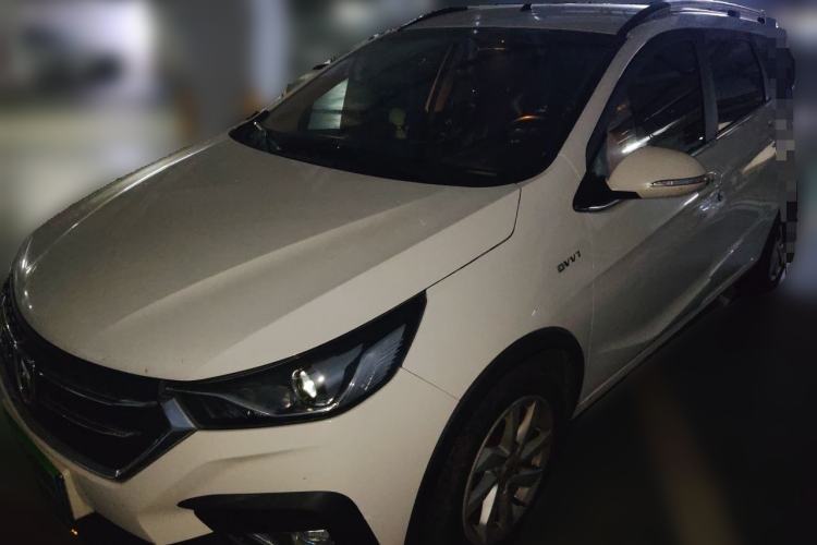 Used Baojun 310W 2018 1.5L Automatic Fashion Edition China VI Guazi used car, China used car export, Used car for sale, Used cars, Cheapest cars for sale