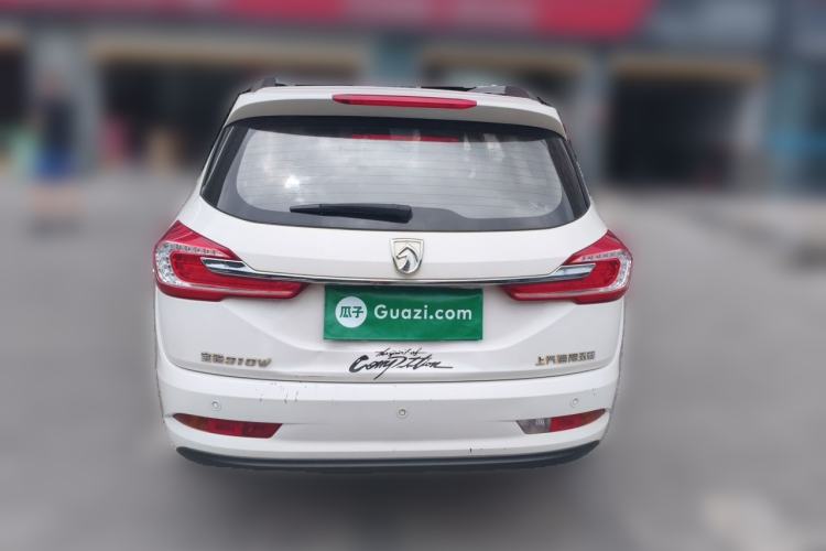 Used Baojun 310W 2018 1.5L Automatic Fashion Version China V Emission Standard Rear
