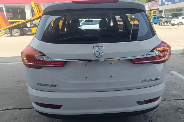 Used Baojun 310W 2018 1.5L Automatic Fashion Edition China VI Rear