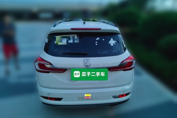 Used Baojun 310W 2018 1.5L Automatic Luxury Version China VI Emission Standard Rear