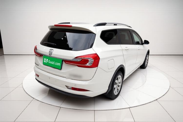 Used Baojun 310W 2018 1.5L Automatic Fashion Edition China VI Rear Right 45 Deg