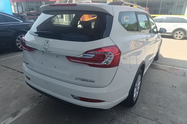 Used Baojun 310W 2018 1.5L Automatic Fashion Edition China VI Rear Right 45 Deg
