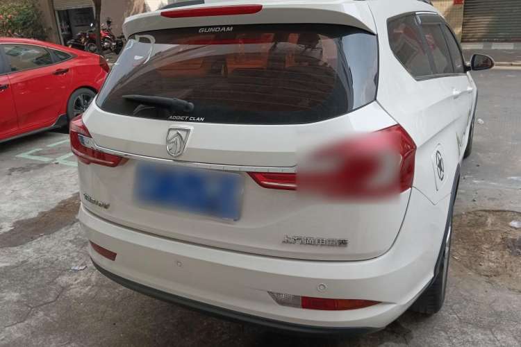 Used Baojun 310W 2018 1.5L Automatic Fashion Version China V Emission Standard Rear