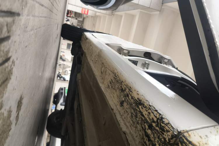 Used Baojun 310W 2018 1.5L Automatic Luxury Version China V Right Side Sill