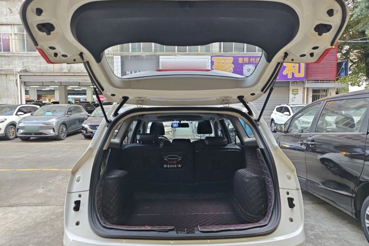 Used Baojun 310W 2018 1.5L Automatic Luxury Version China V Trunk