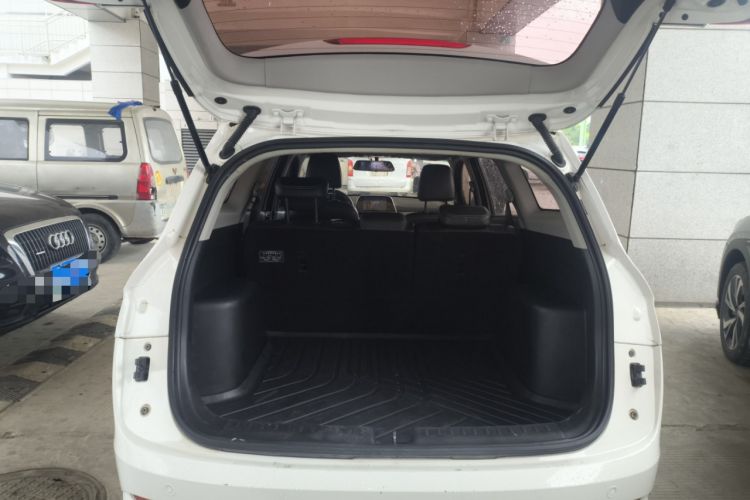 Used Baojun 310W 2018 1.5L Automatic Luxury Version China V Trunk