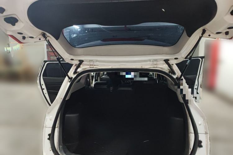 Used Baojun 310W 2018 1.5L Automatic Fashion Edition China VI Trunk