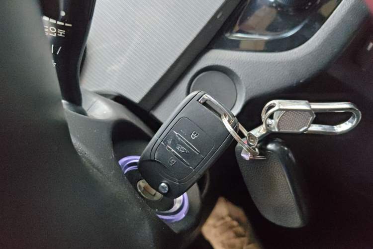 Used Baojun 310W 2018 1.5L Automatic Luxury Version China V Vehicle Key