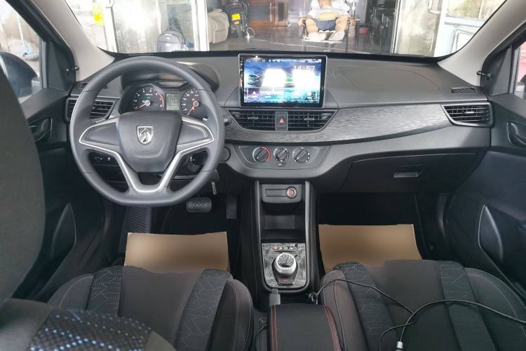 Used Baojun 310W 2020 1.5L Automatic Enjoyment Version China VI Emission Standard Center Console