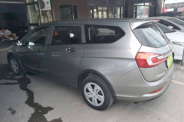 Used Baojun 310W 2020 1.5L Automatic Enjoyment Version China VI Emission Standard Left Side