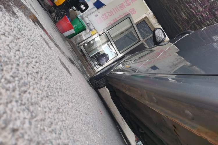 Used Baojun 310W 2020 1.5L Automatic Enjoyment Version China VI Emission Standard Left Side Sill