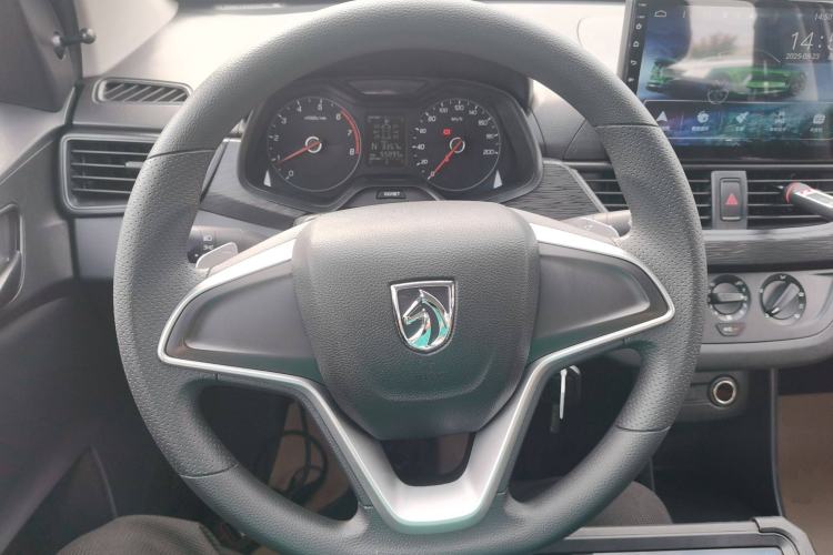 Used Baojun 310W 2020 1.5L Automatic Enjoyment Version China VI Emission Standard Steering Wheel