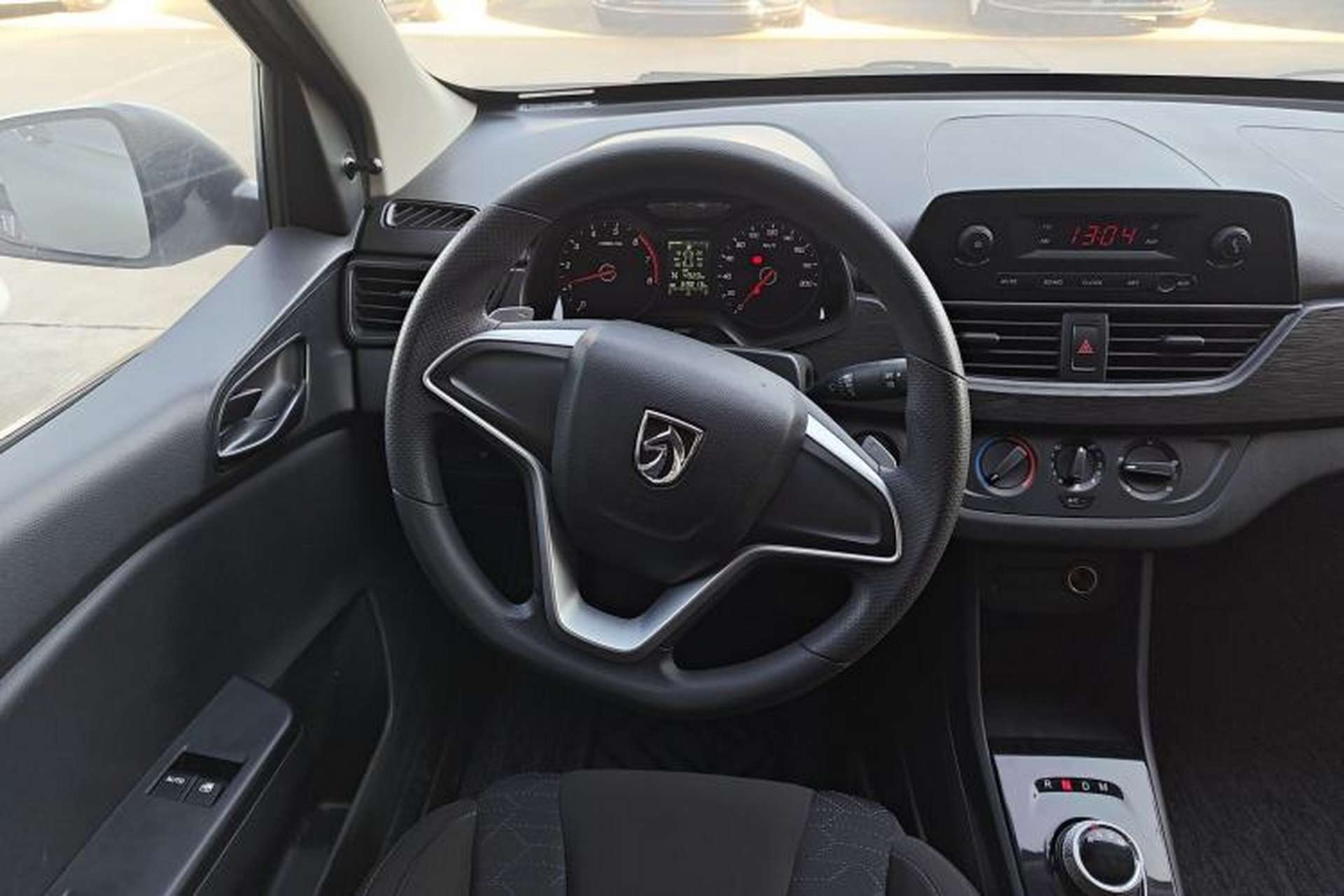 Used Baojun 310W 2020 1.5L Automatic Enjoyment Version China VI Emission Standard Steering Wheel