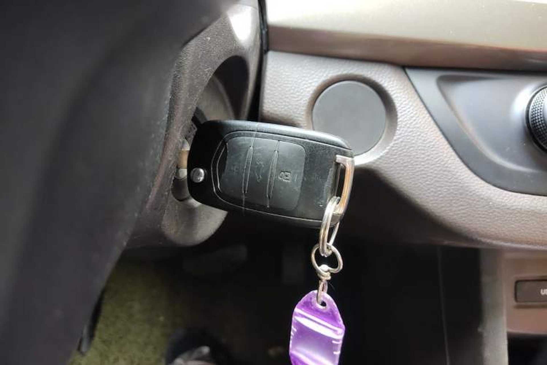 Used Baojun 310W 2020 1.5L Automatic Enjoyment Version China VI Emission Standard Vehicle Key
