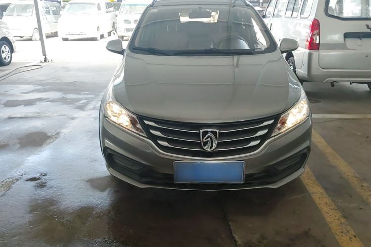 Used Baojun 310W 2020 1.5L Automatic Enjoyment Version China VI Emission Standard Front