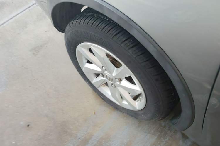 Used Baojun 310W 2020 1.5L Automatic Enjoyment Version China VI Emission Standard Right Rear Wheel Hub